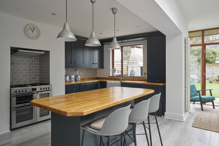 Charming home in Dublin gallery image 2