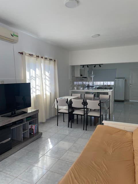 Anuncio de Airbnb popular: Casa San Luis en San Luis