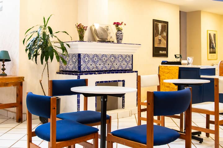 2 Centrico A Pie De Calle/casa Concepto - Guanajuato