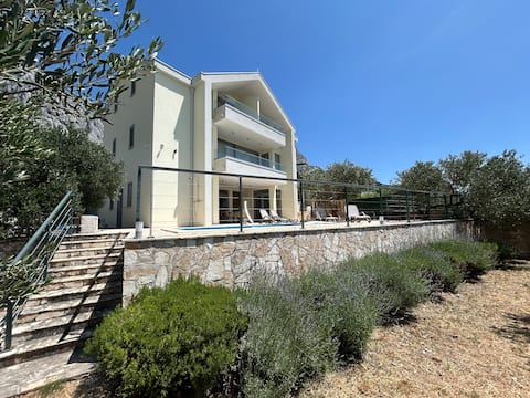 Villa in a quiet area - Private Pool / Sport / BBQ