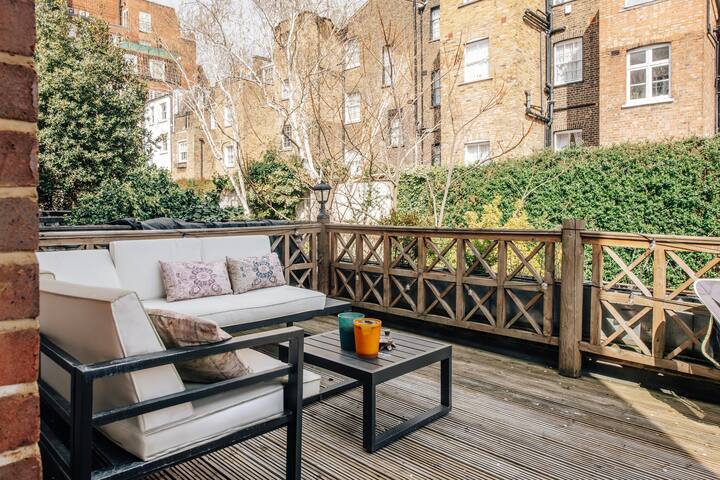 Harrods Townhouse | Private Garden & Terrace gallery image 2