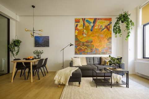 Elegant Loft-Style Apartment-Private Sauna&Terrace