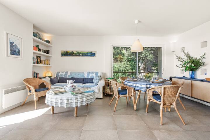 Manon Leroy managed Airbnb listing 1