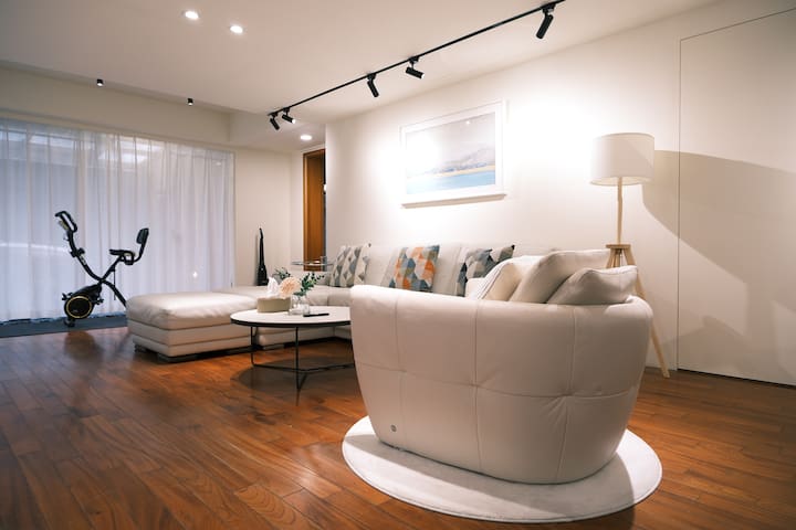 3 Ensuites luxury resort central Taipei near MRT