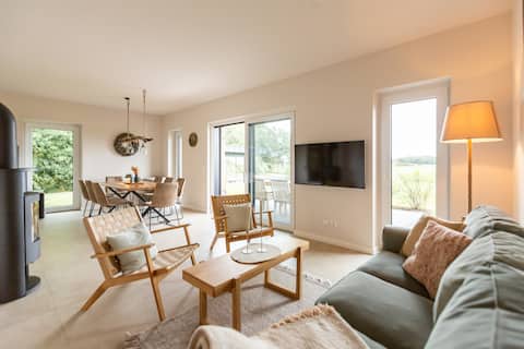 Successful Airbnb property: Nordseehof Brömmer Apartment To'n Diek in Wurster Nordseeküste
