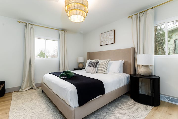 ¡Una segunda cama tamaño king para garantizar que todos duerman cómodamente!