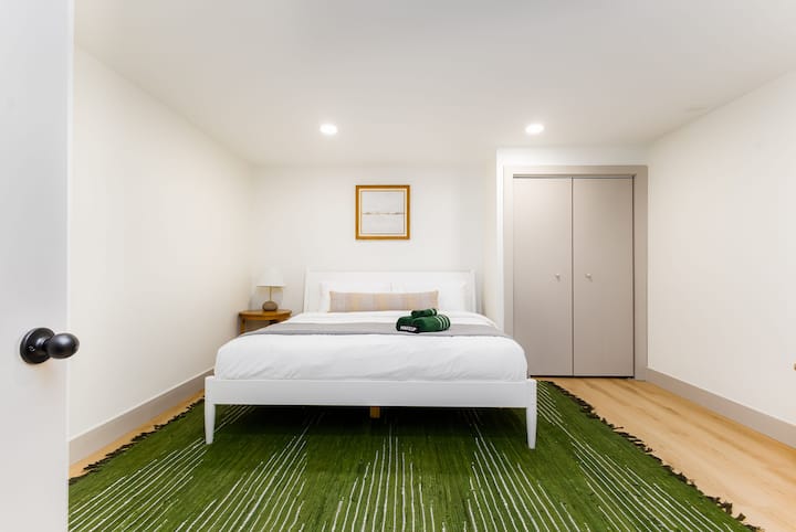 ¿Espera?  ¡Otra cama king!  ¡Todo el mundo dormirá bien!