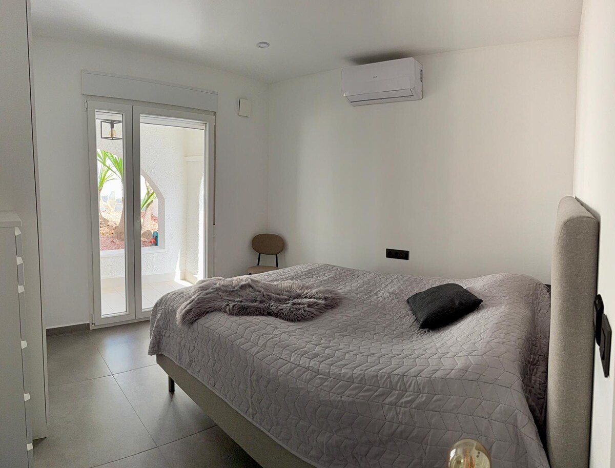 Chumba cha kulala chini