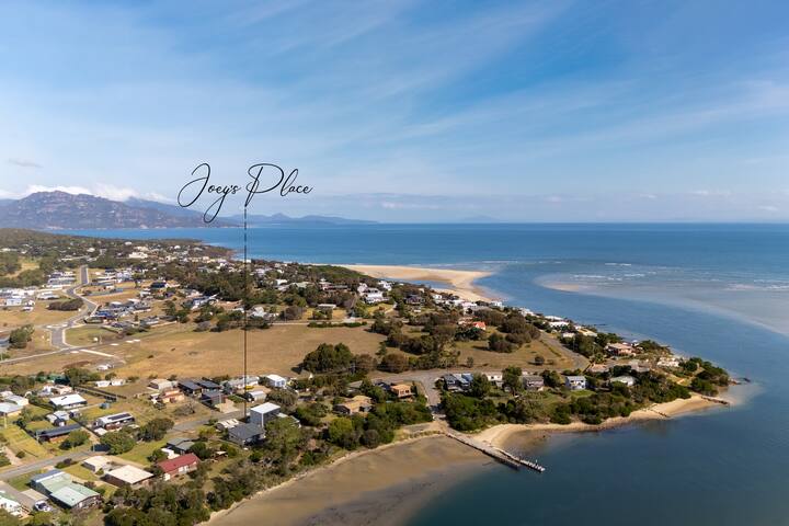 Joeys Place -Waterfront family home @ Freycinet! gallery image 3
