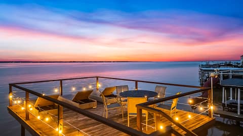 Sunset Serenity | Lakefront | Hot Tub | Theatre