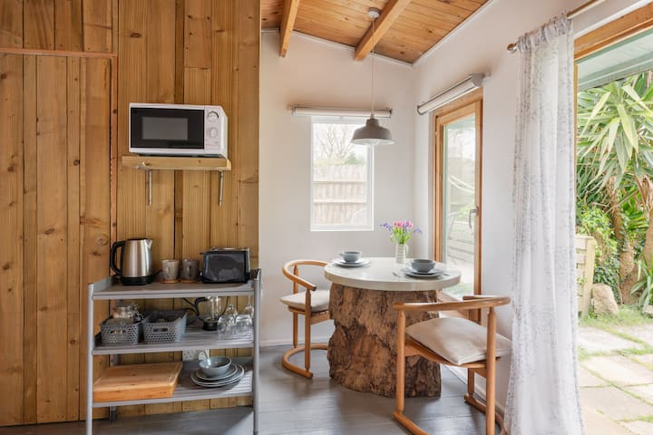 Gorgeous Seaside cabin photo 4