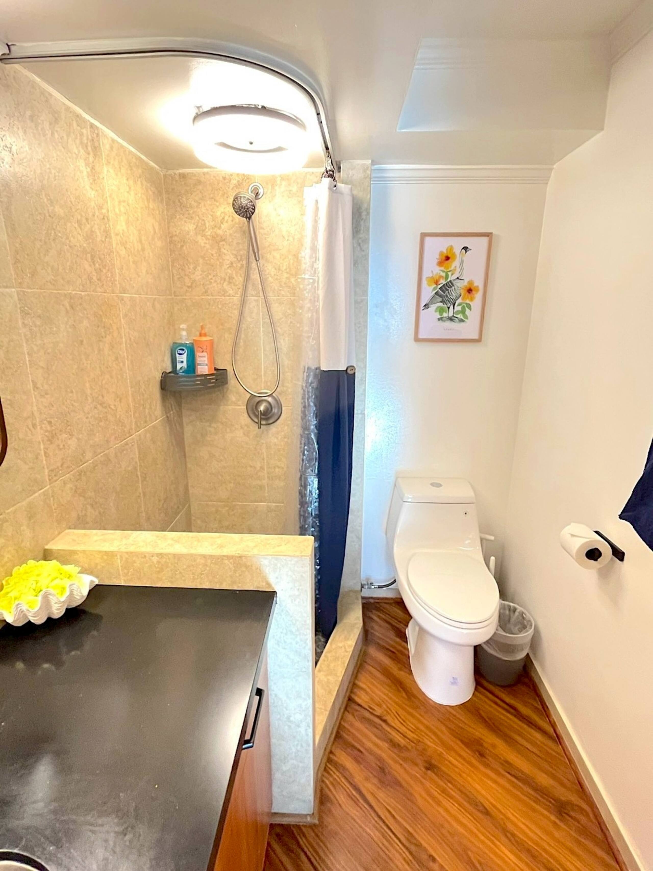 Condo in Honolulu · ★4.75 · 1 bedroom · 1 bed · 1 private bath - Image 30