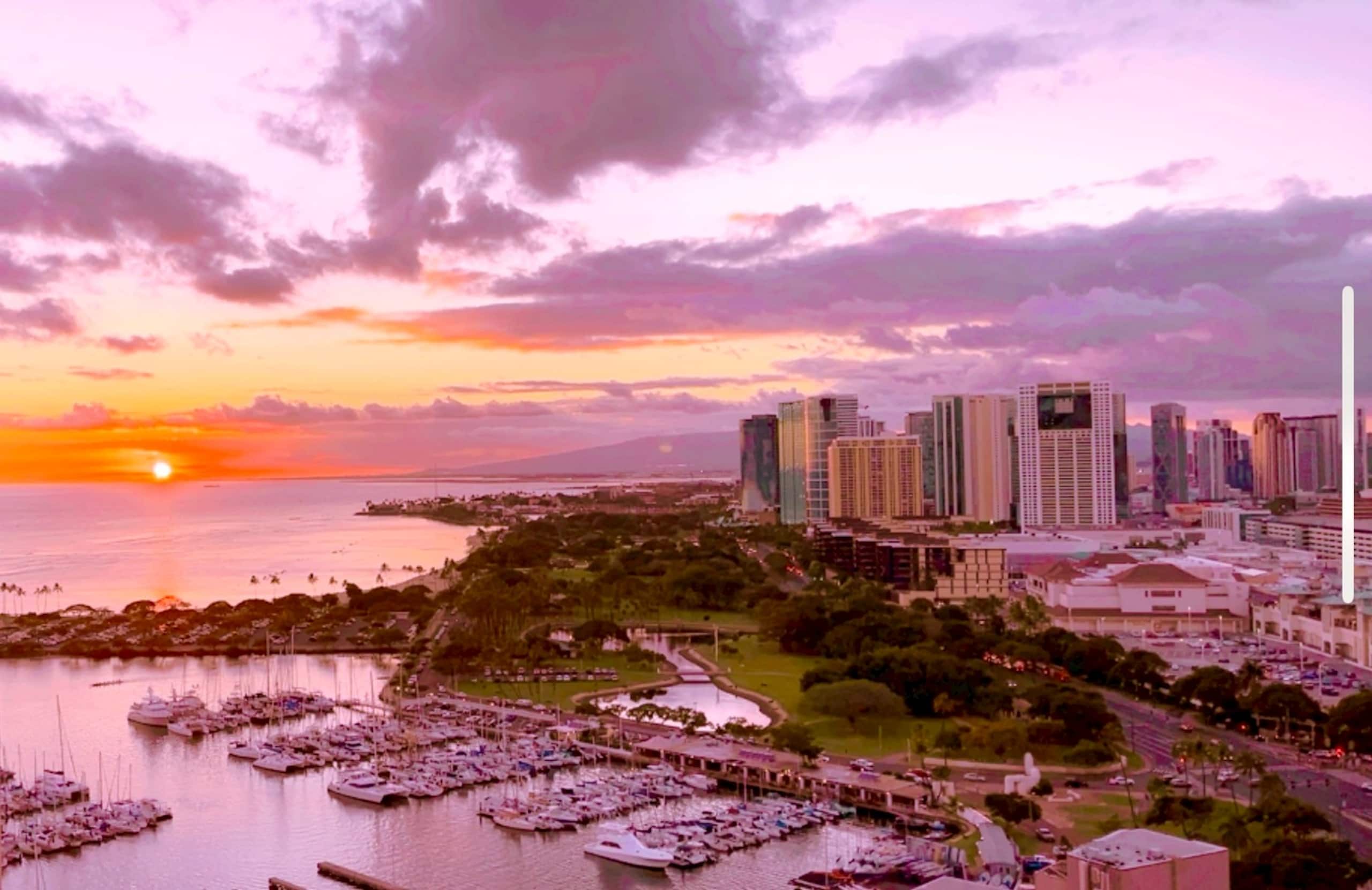 Condo in Honolulu · ★4.75 · 1 bedroom · 1 bed · 1 private bath - Image 33
