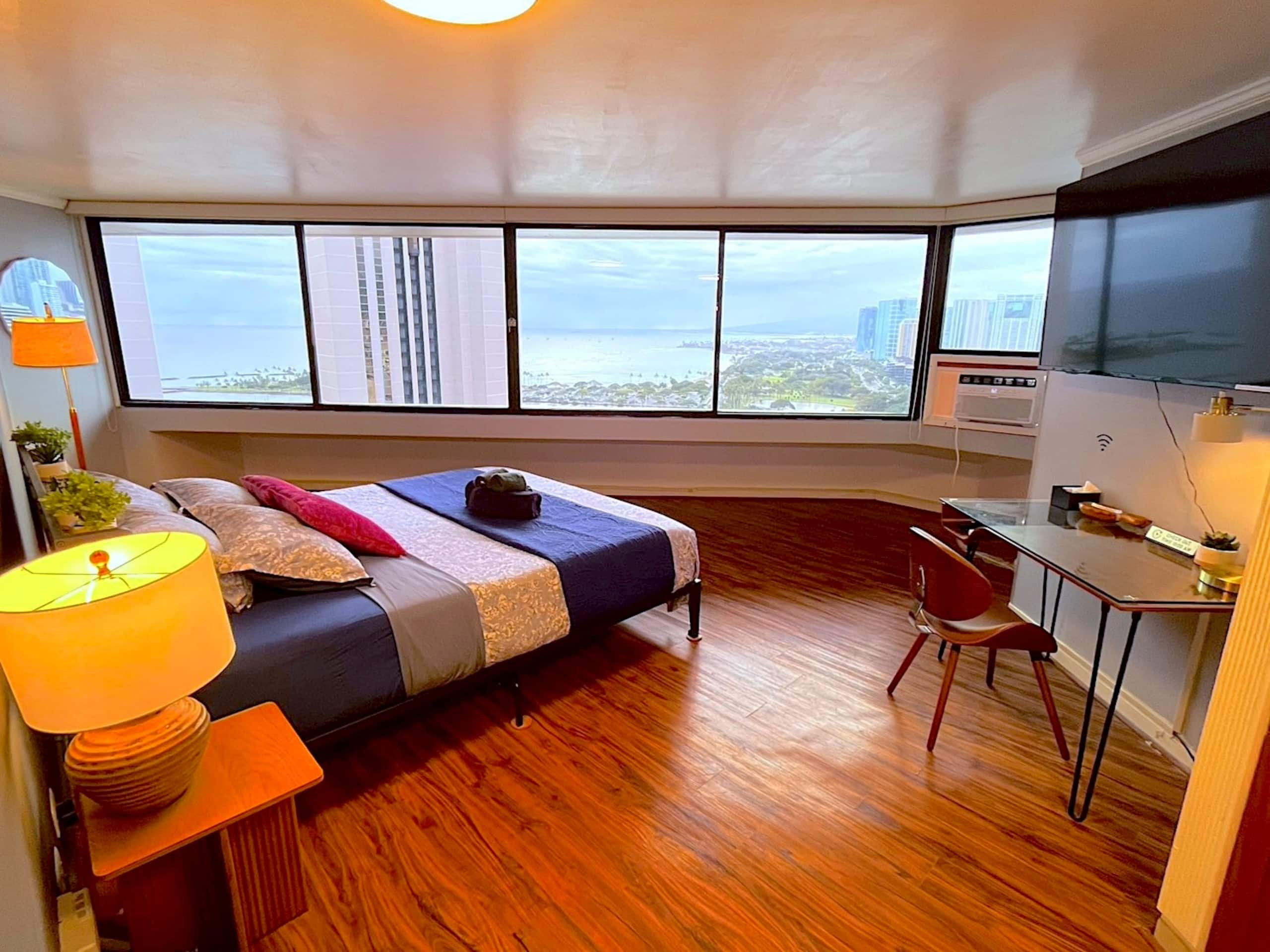Condo in Honolulu · ★4.75 · 1 bedroom · 1 bed · 1 private bath - Image 19