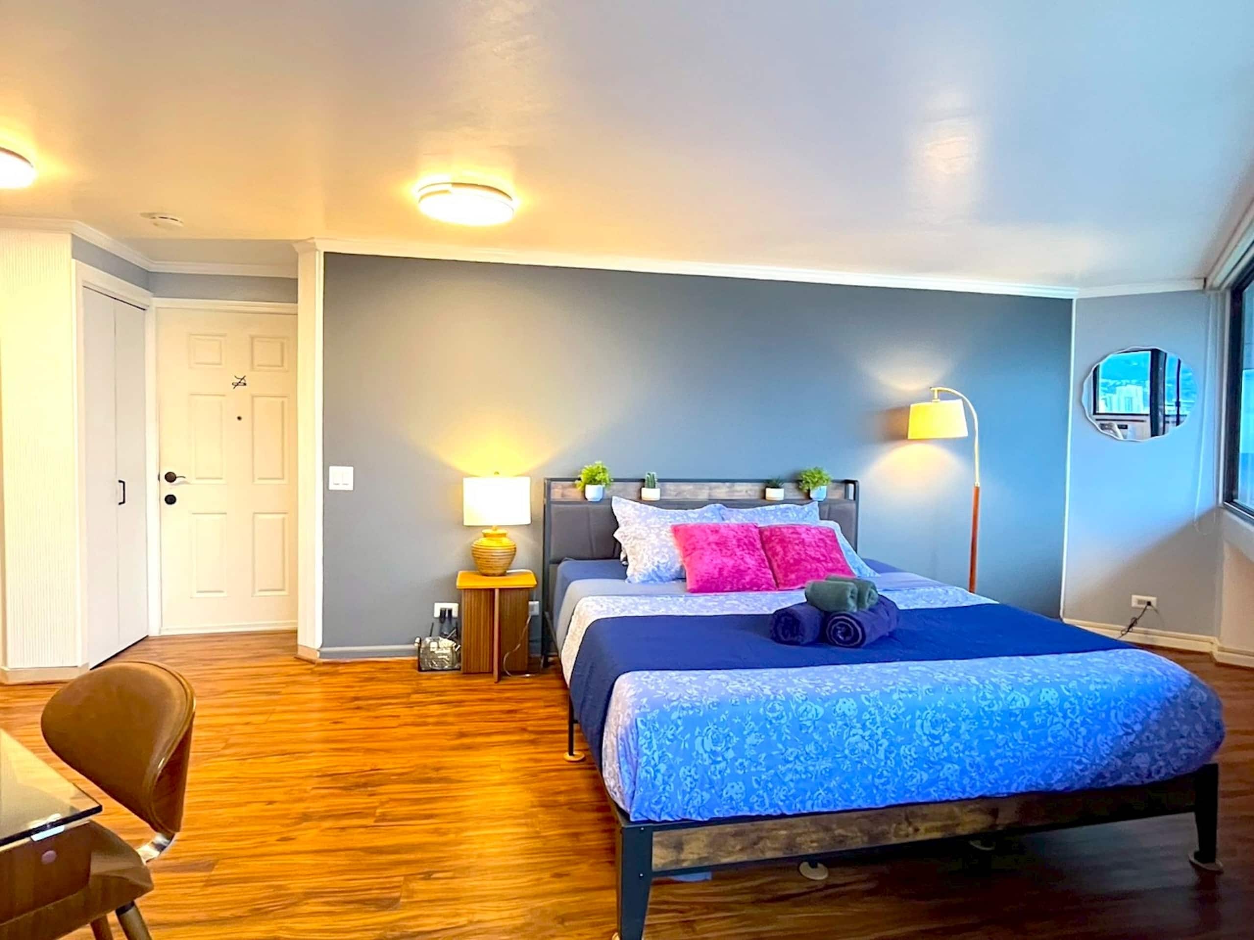 Condo in Honolulu · ★4.75 · 1 bedroom · 1 bed · 1 private bath - Image 12