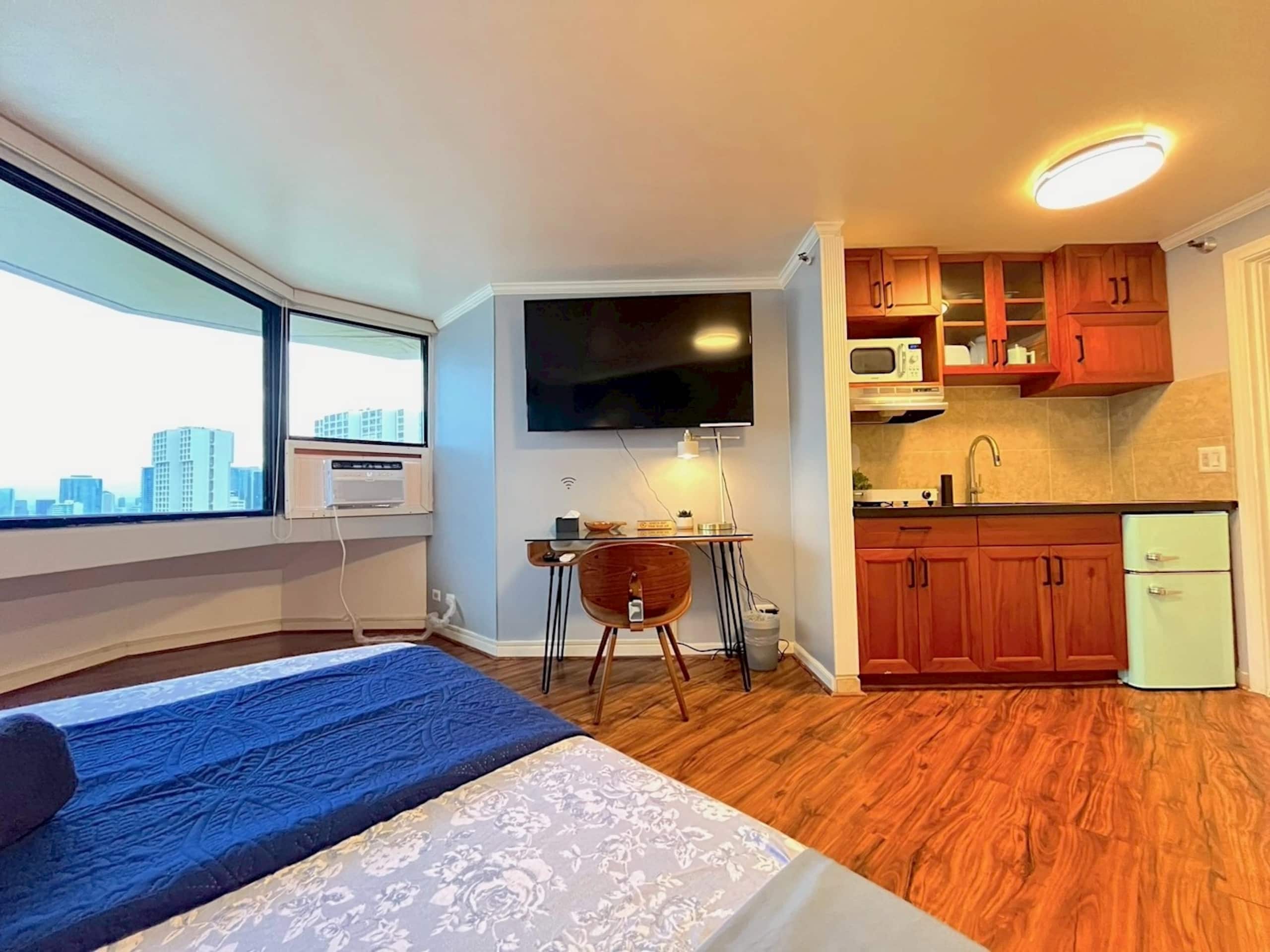 Condo in Honolulu · ★4.68 · 1 bedroom · 1 bed · 1 bath - Image 14