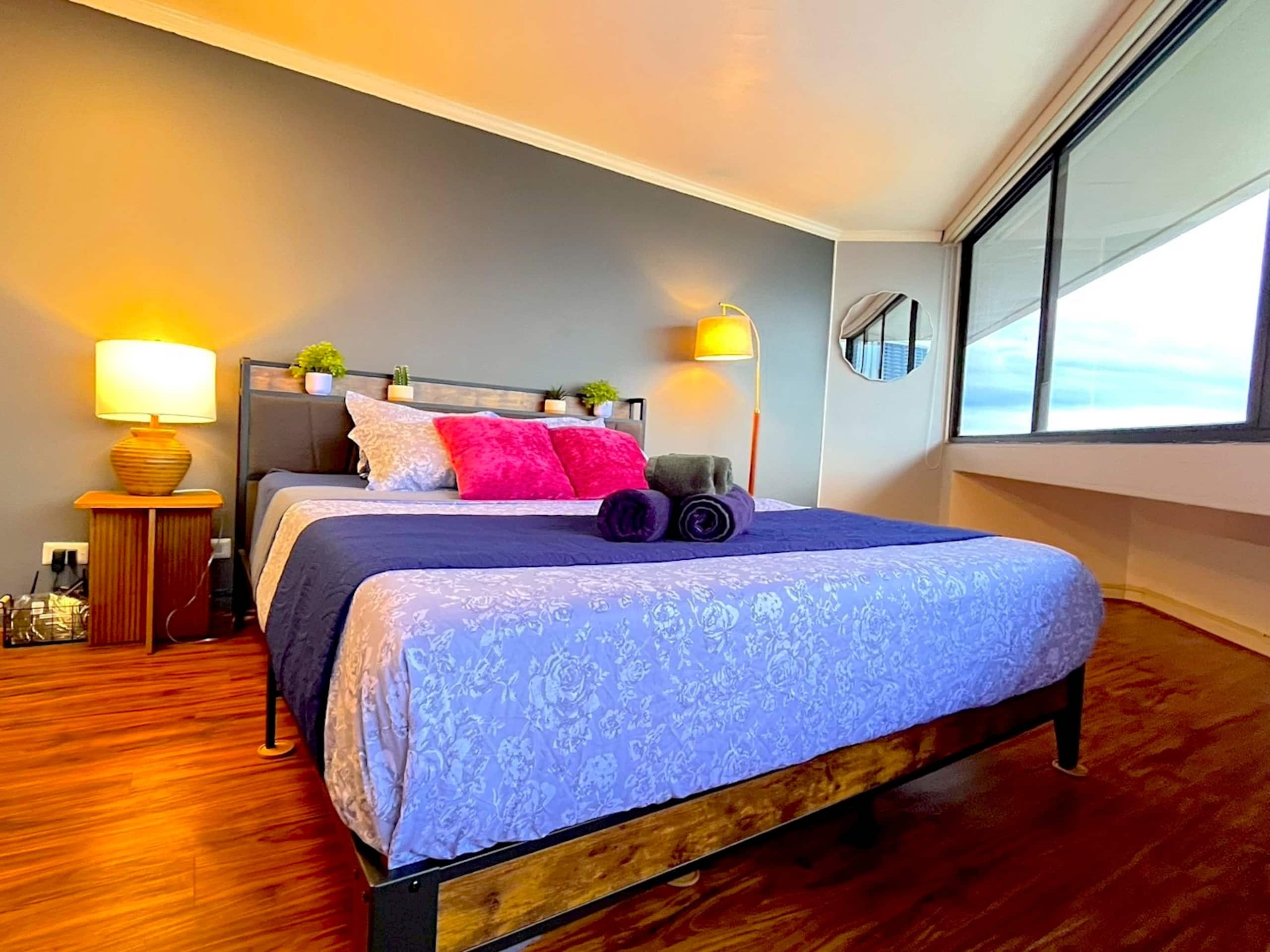Condo in Honolulu · ★4.68 · 1 bedroom · 1 bed · 1 bath - Image 12
