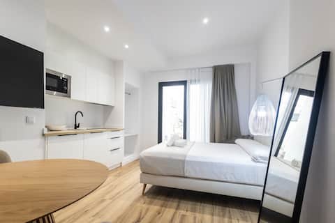 Propiedad de Airbnb exitosa: Lôla Suites C by Concept Flats en Rascanya