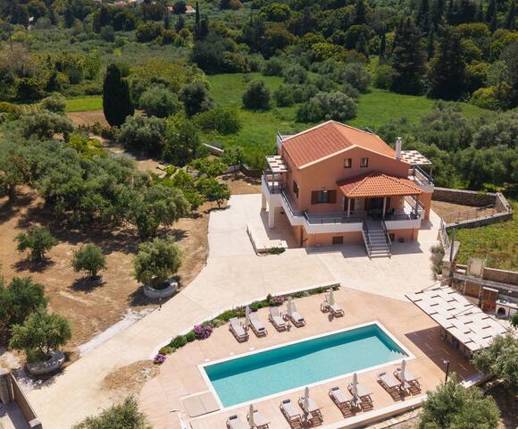 Villa Andromeda Fres gallery image 3