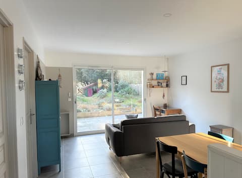 Propriété Airbnb réussie: Charming house, close to the beach. à Saint Pierre D'oléron