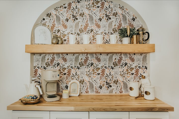 Full kitchen image 1