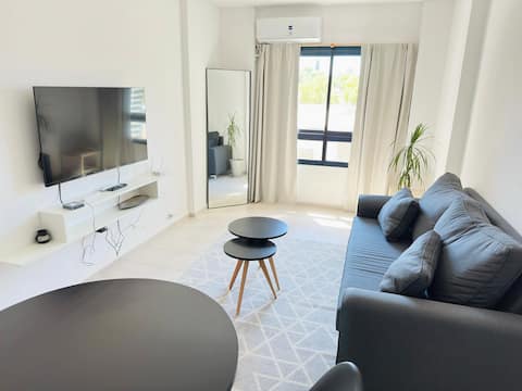 Successful Airbnb property: Beautiful and modern downtown apartment in Capital