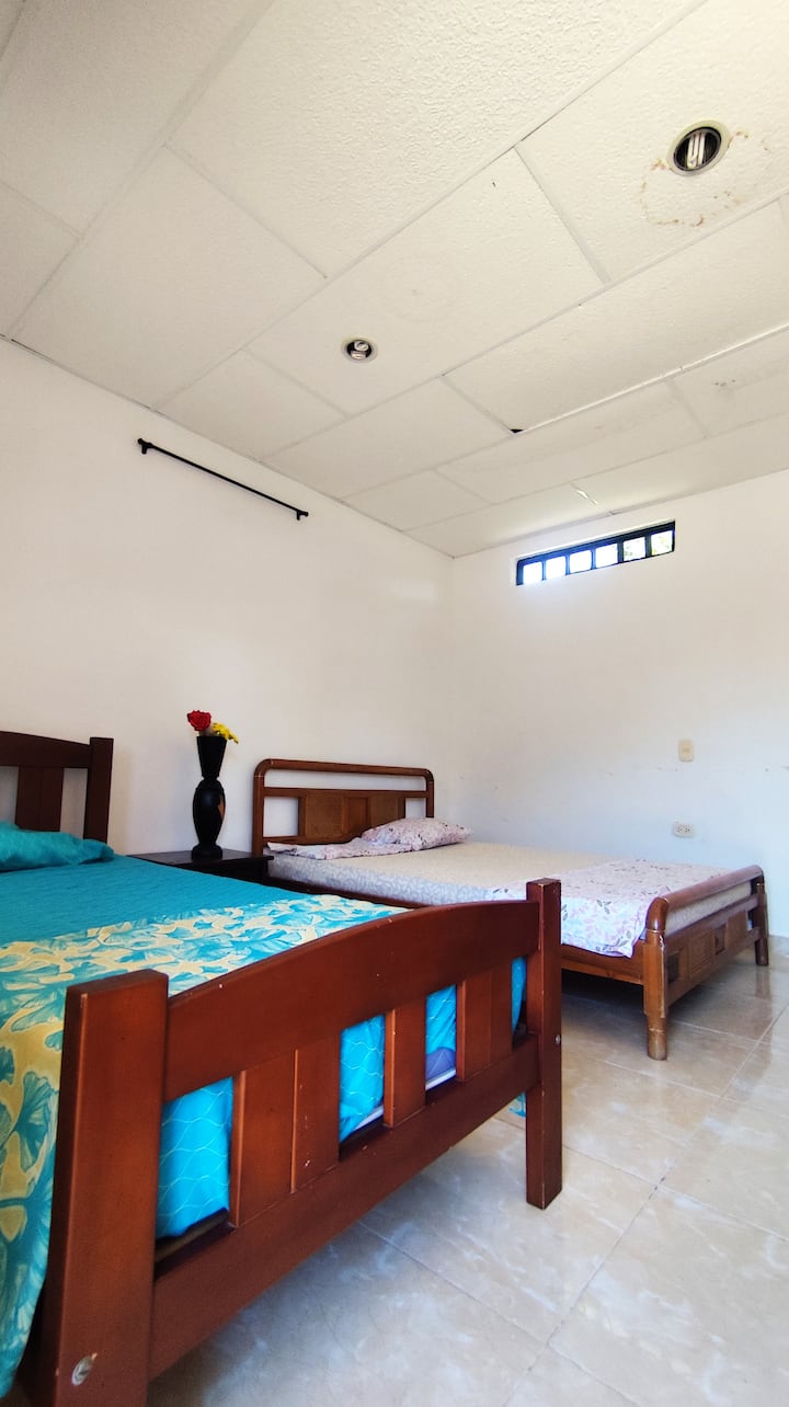 საძინებელი 4