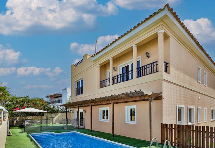 Allsopp & Allsopp managed Airbnb listing 1