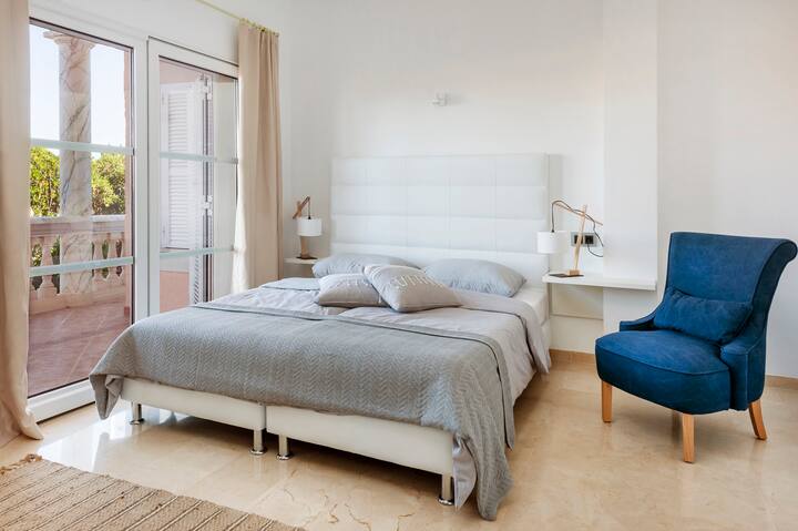 غرفة النوم 2