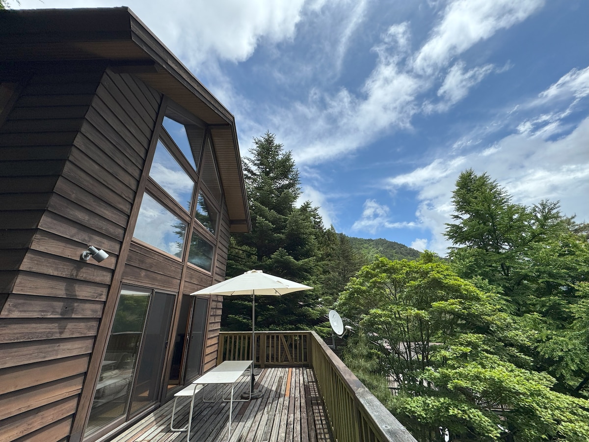 Cabin B 120㎡貸切/西湖3分/富士山眺望/ウッドデッキBBQ/薪ストーブ