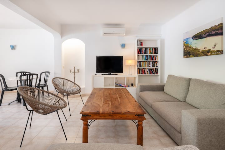 Flor Amistad Hostal (Económica) - Santa Ponsa