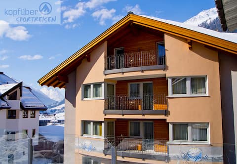 Central apartment partially with balcony