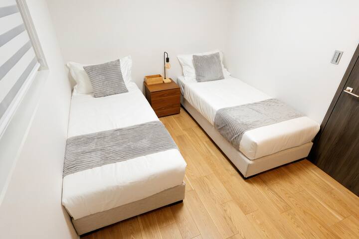 NEW OPEN｜169㎡ヴィラ｜中目黒＆代官山徒歩圏｜最大6名｜2泊〜ok gallery image 5