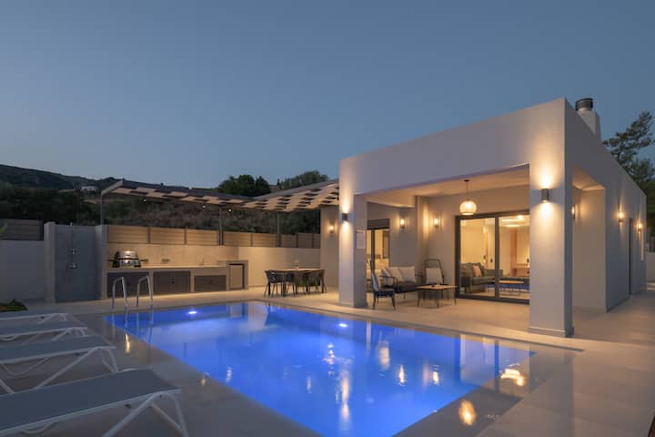 Eolides Villas-polimili Iii A Mythical Escape - Grecia