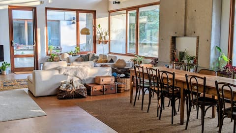 Family loft with garden in Die