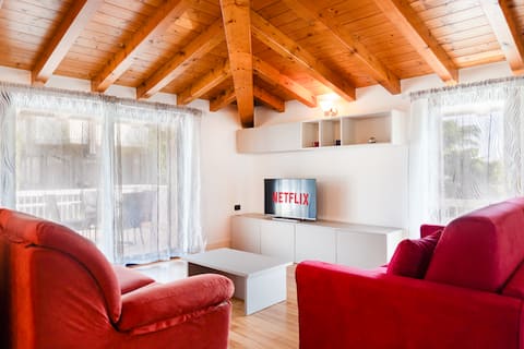 Catullo | Lake View Penthouse