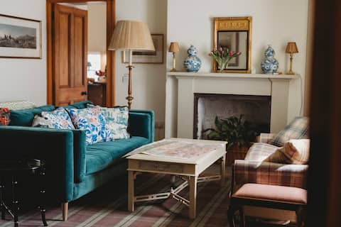 Top Airbnb: Church Hill House in Kingussie And Insh