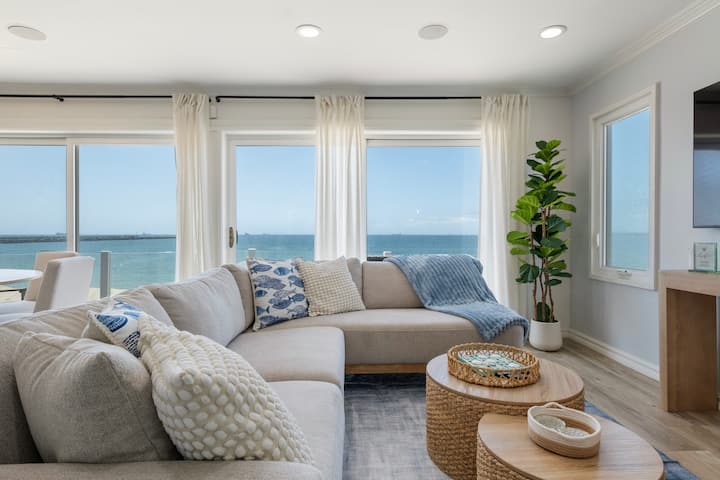 Long Beach House On The Sand - Long Beach, CA