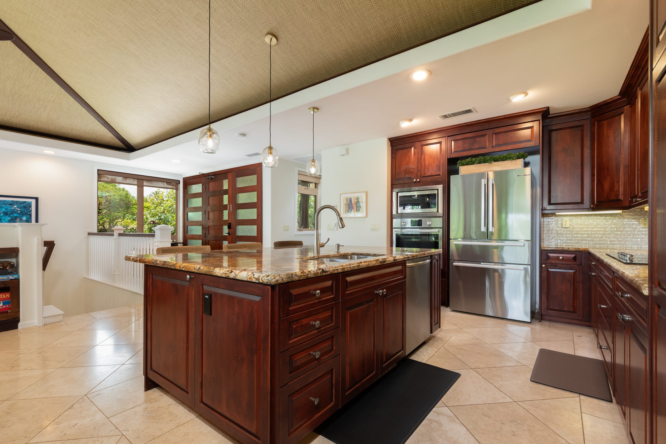 Home in Waimea · ★5.0 · 4 bedrooms · 7 beds · 3.5 baths - Image 6
