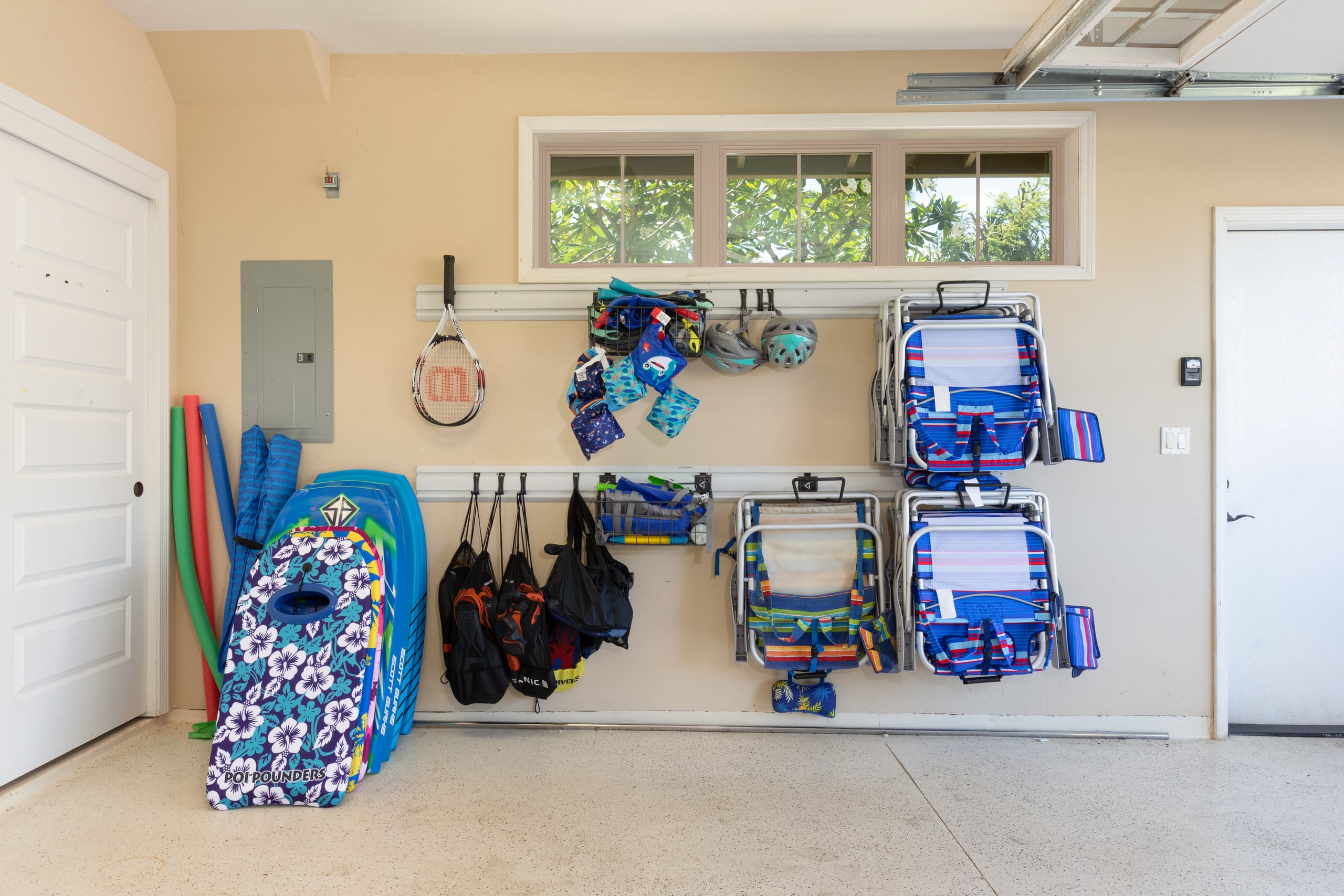 Home in Waimea · ★5.0 · 4 bedrooms · 7 beds · 3.5 baths - Image 43