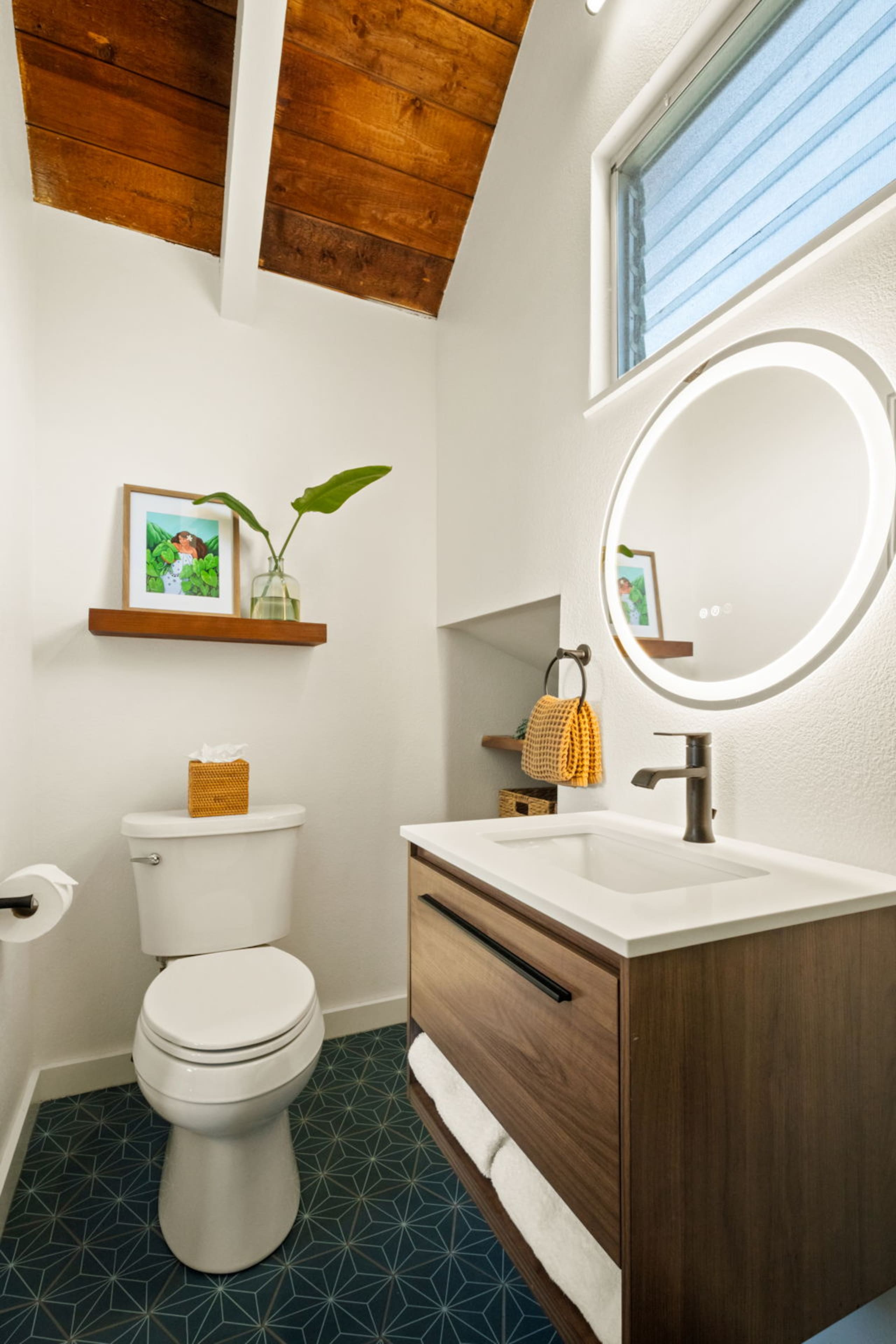 NEW Hanalei Happiness - Modern Family Retreat - Image 43