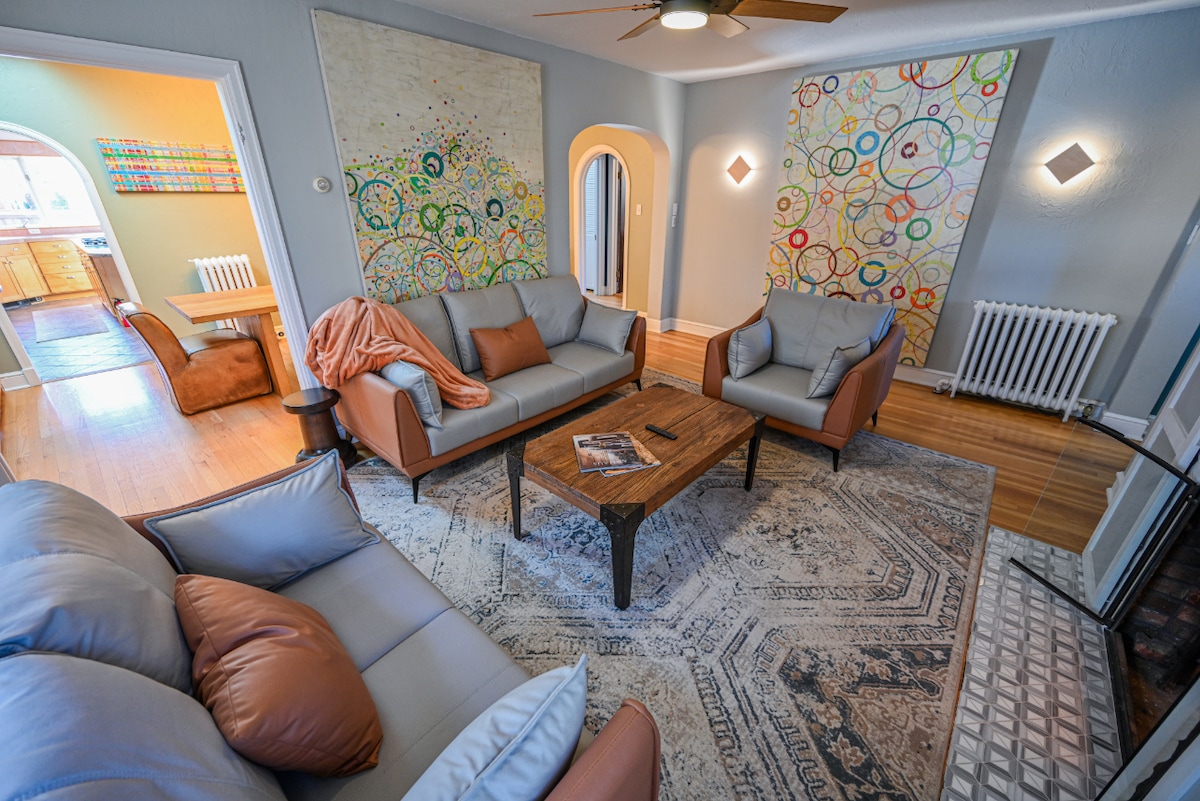 Successful Airbnb property: Luxury and Charm on Cherry Street in Hale