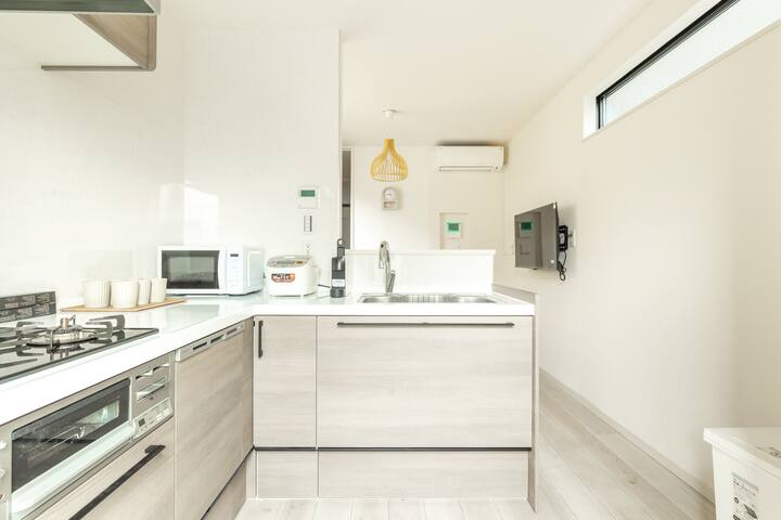 Bear Bear House 1-Min Walk to the Station gallery image 5