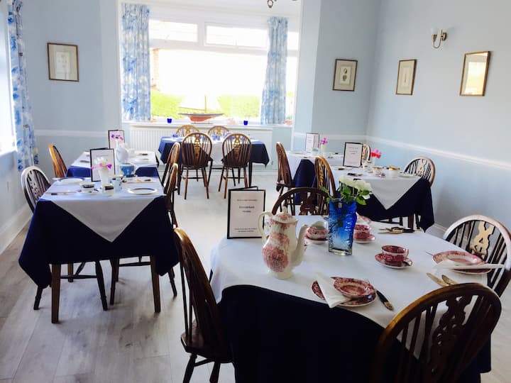St George's House- Double Room 1 - Bembridge