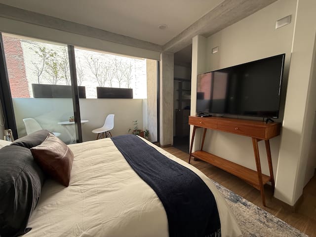 Espectacular Penthouse + Rooftop a pasos del Ángel gallery image 4