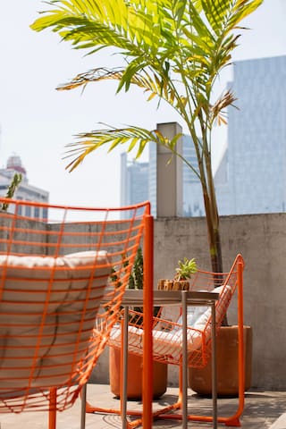 Espectacular Penthouse + Rooftop a pasos del Ángel gallery image 3