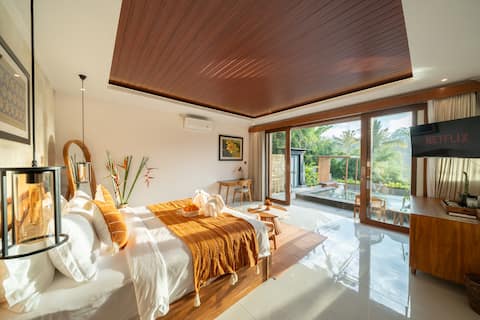 New! 1BR with private pool