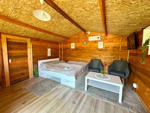 Top Airbnb: Děčínská chatka in Děčín