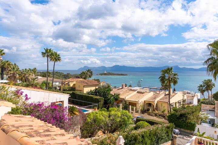 Vistas al Mar y Piscina Privada