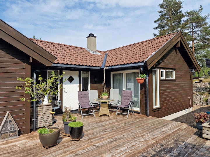 Year-round cottage for good fishing fjord